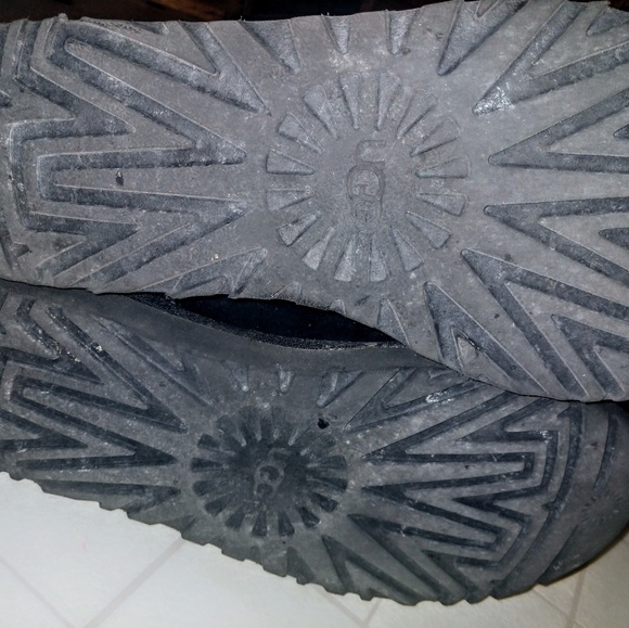 Ugh Boots - Picture 3 of 3